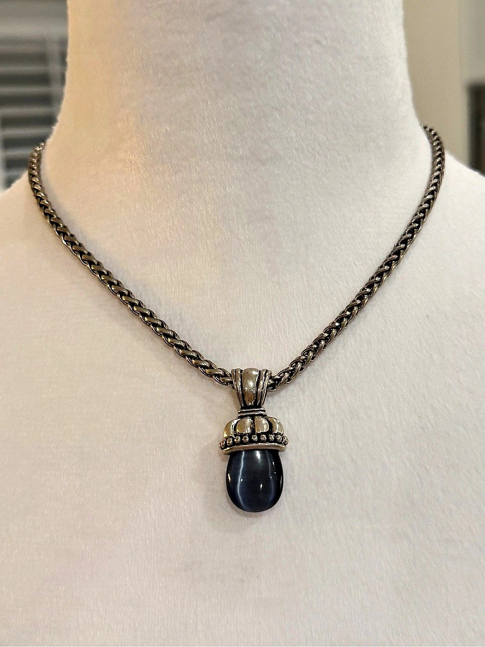 Silver Tone Cat Eye Teardrop Pendant Statement Chain Necklace